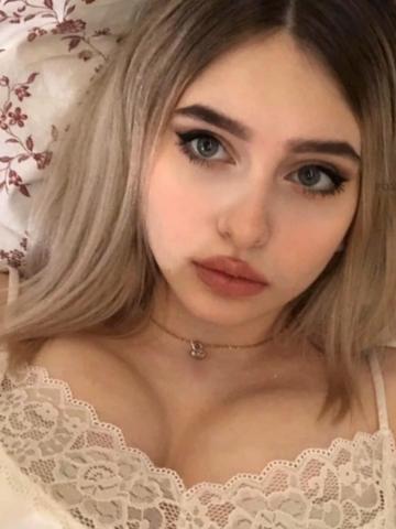 Тиффани Потрясающая Брюнетка фото 2